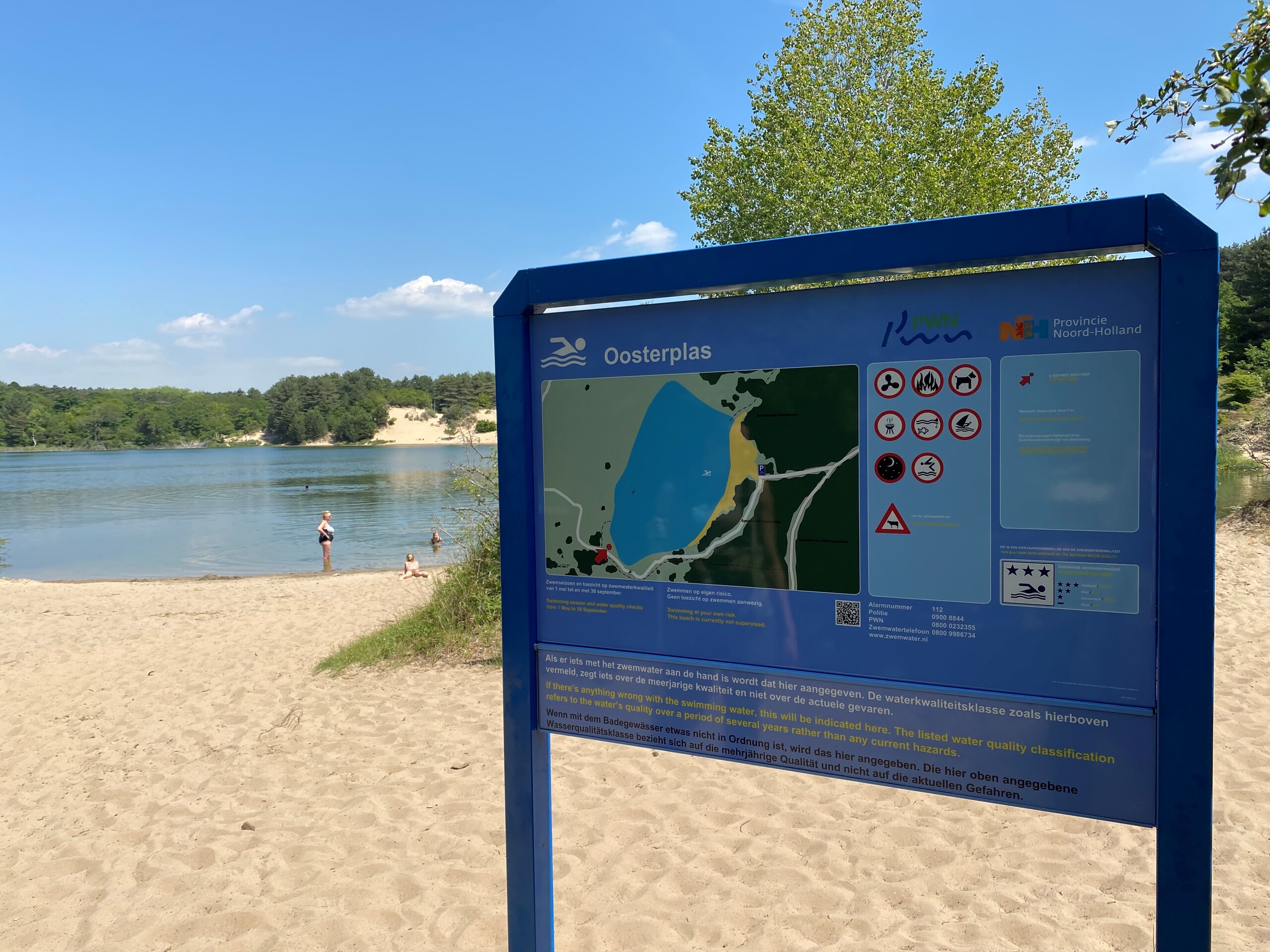 Oppervlaktewater met informatiebord